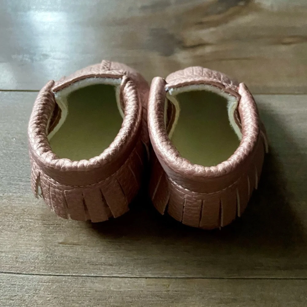 Sweet N Swag Moccasins in Metallic Rose/Pink